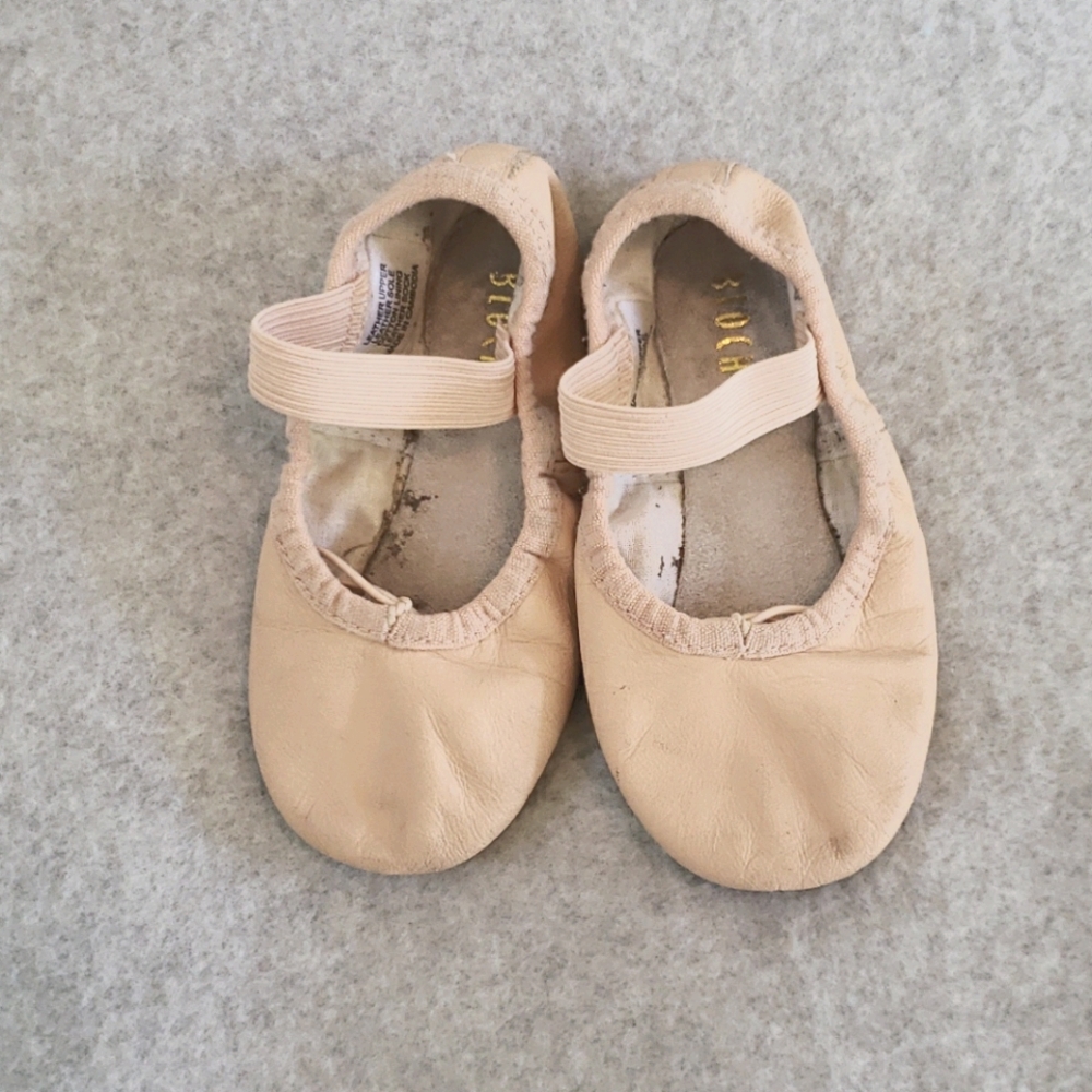 Bloch toddler ballet slippers sz 8B